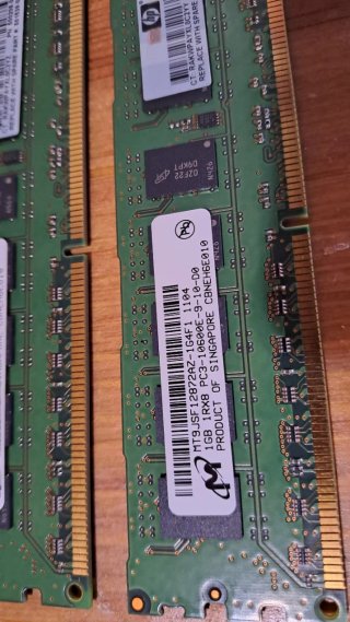 Lote de memorias RAM DDR2 y DIMM  de 1gb