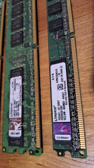 Lote de memorias RAM DDR2 y DIMM  de 1gb