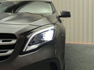 Mercedes GLA 180 1.6 122CV