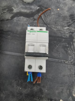 Diferencial Merlin Gerin 40A 30mA + PIa 6A