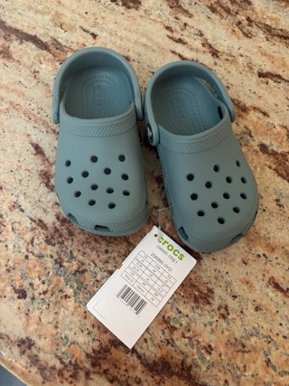 Crocs infantiles azul talla 24-25
