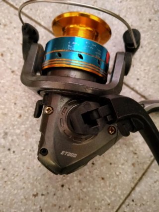 Carrete de pesca ET200