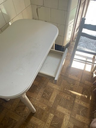 Mesa cocina 2 sillas y 2 banquetas
