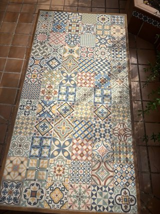 Conjunto Mesa exterior madera y azulejo y 6 sillas