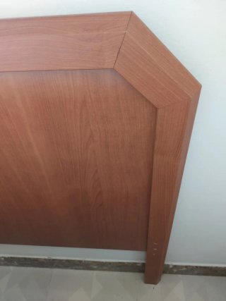 Cabezal de cama de madera