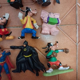 Lote 18 figuras PVC Comics Spain Eura Superman
