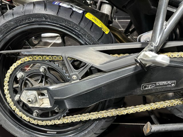 F800R DESDE 132€/MES
