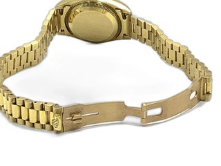 E475618-0 RELOJ DE ORO ROLEX OYSTER PERPETUAL DATE