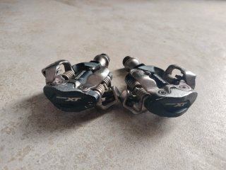 Pedales Shimano XT