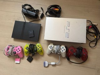 2 unidades Sony Playstation 2 Slim+ Fat