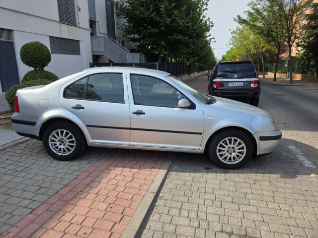 Volkswagen Bora 1.9 TDi 110 cv