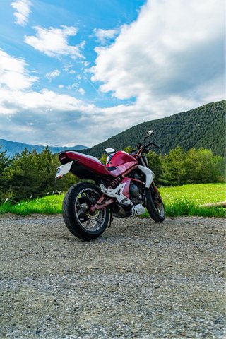 Kawasaki ER6n 2006 Rosa/Blanca