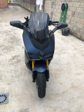 Wottan Storm-R 300 Maxi Scooter