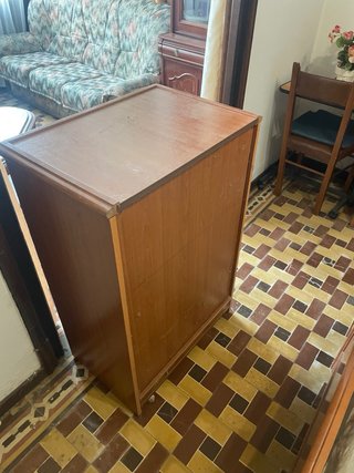 Cómoda de madera para habitación