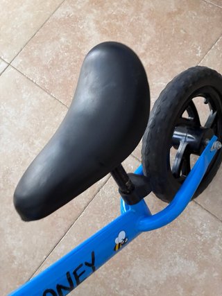 Bici de equilibrio azul Honey