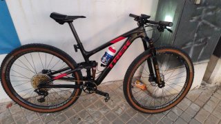 Bicicleta Montaña Trek Full Carbono