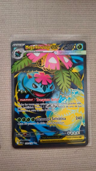 Cartas Pokémon con Top Loader