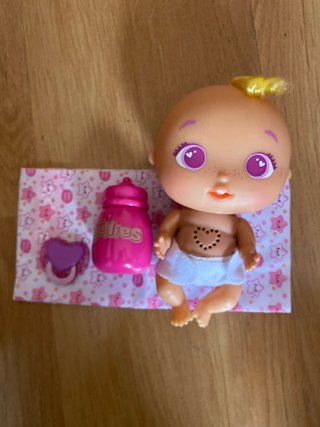 Muñeca Jellies con accesorios