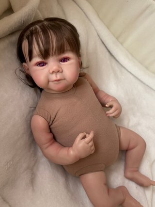 Niña reborn