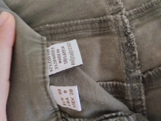 Pantalón bermuda cargo verde