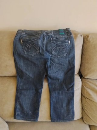 Pantalón bermuda cargo verde