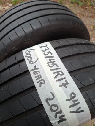 Neumáticos Goodyear 235/45R17 94Y