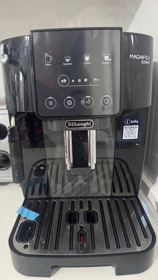 Cafetera De'Longhi Magnifica Start Negra