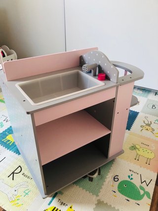 Cambiador de madera para muñecas. Venta en persona