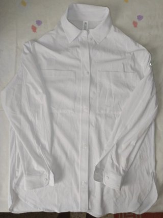 Camisa blanco deportivo Alo Yoga