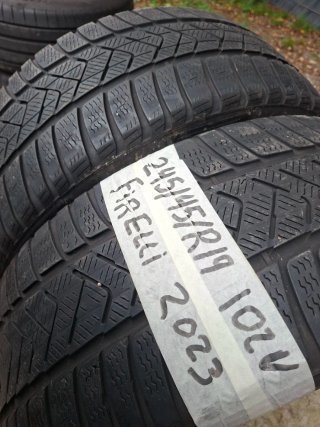 Neumáticos Pirelli 245/45R19 102V 2023