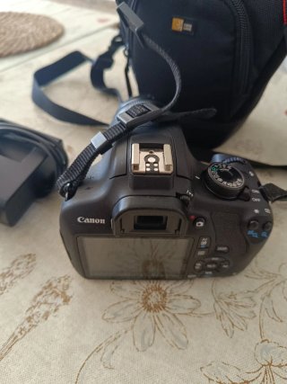 Cámara Canon EOS 1200D + Accesorios