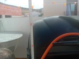 Barbacoa de gas negra