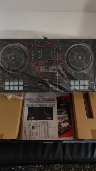 Controlador DJ Hercules DJ Control Impulse 500
