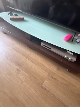Mueble TV cristal y madera Recoge comprador
