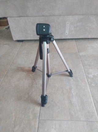 Trípode regulable