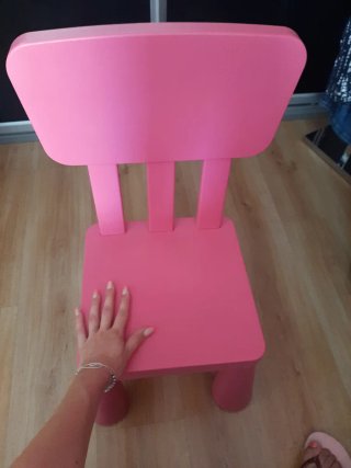 Silla infantil Ikea rosa