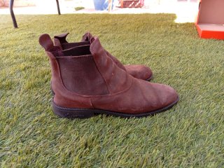 Botas talla 34 y 39, polainas y casco de equitacio