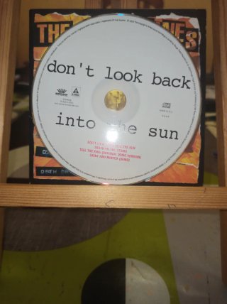 The Libertines - Don't Look Back Into The Sun