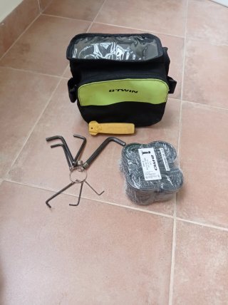 Bolsa Manillar Btwin + Accesorios Bicicleta