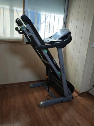 Cinta de correr Cecotec FIT