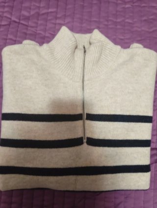 Jersey Kiabi Talla L Rayas Beige y Negro