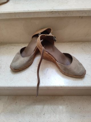 Cuñas beige Talla 38