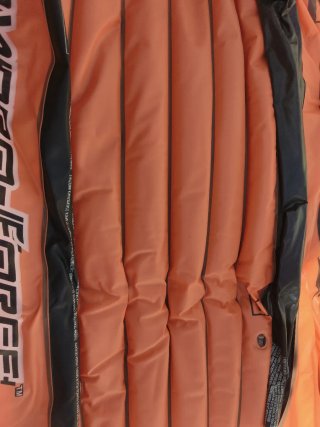 Barca hinchable naranja