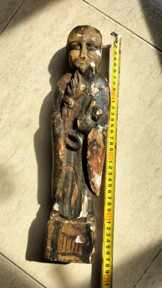 Talla antigua madera San Pedro policromada