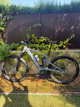 Bicicleta eléctrica Focus SAM2