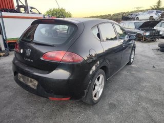 038130111a polea bomba inyectora seat leon 383657
