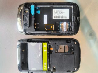 2 BlackBerry RIM “Property of Research In Motion”