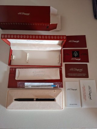 Bolígrafo S.T. Dupont Classique Negro