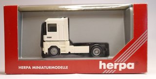 2 Cabine Trattore Herpa Scala HO + 2 Auto HO