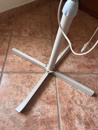 Ventilador de pie Lazer blanco